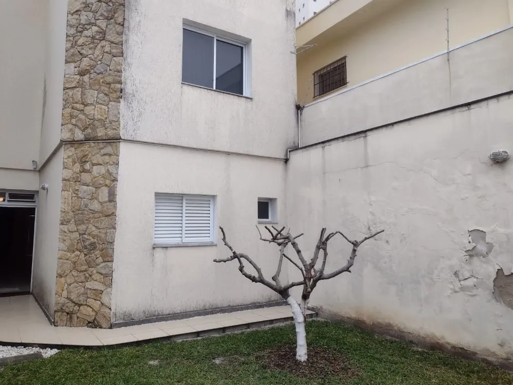Sobrado, 4 quartos, 383 m² - Foto 2