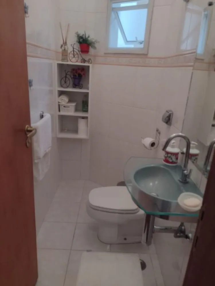 Sobrado, 4 quartos, 383 m² - Foto 1