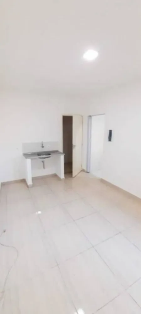 Apartamento, 1 quarto, 900 m² - Foto 2