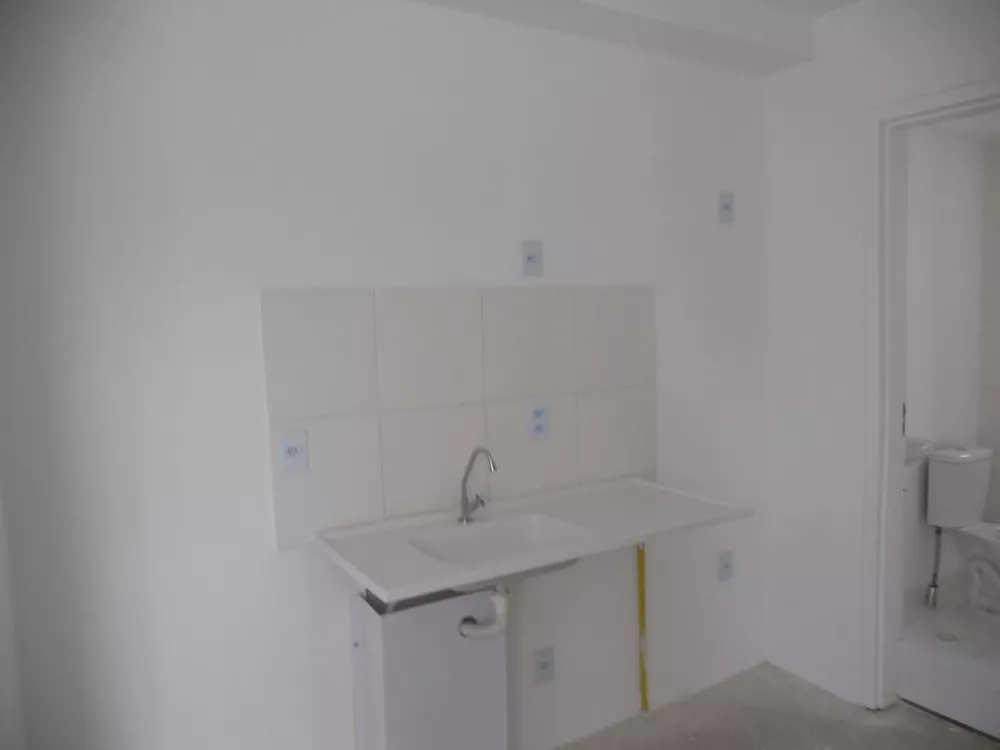 Apartamento à venda com 1 quarto, 32m² - Foto 3