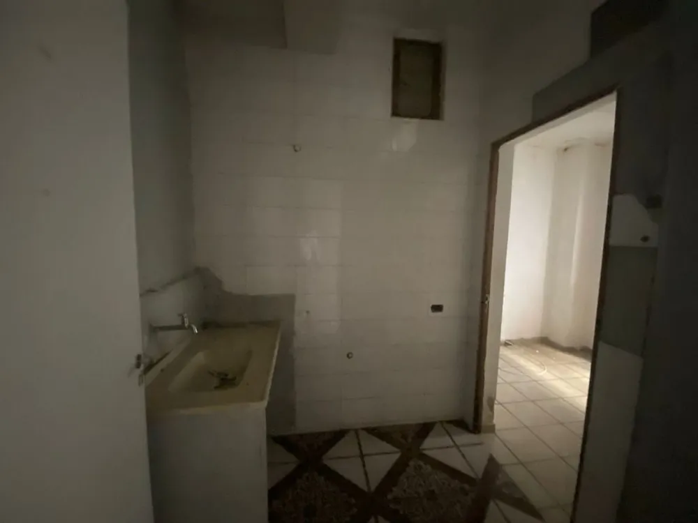 Casa, 6 quartos, 226 m² - Foto 8