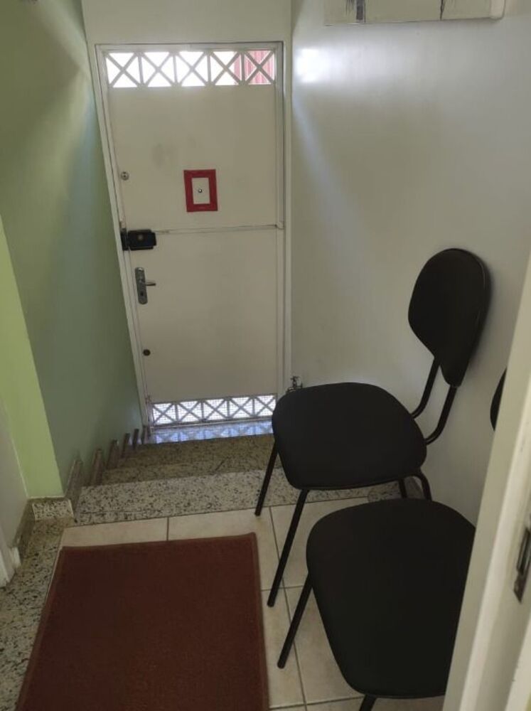 Casa à venda com 3 quartos, 263m² - Foto 6