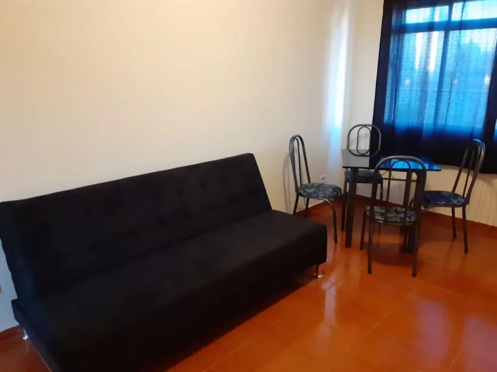 Apartamento à venda com 1 quarto, 45m² - Foto 2