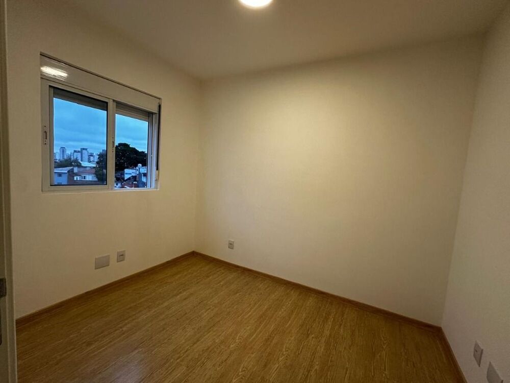 Apartamento à venda com 3 quartos, 75m² - Foto 4
