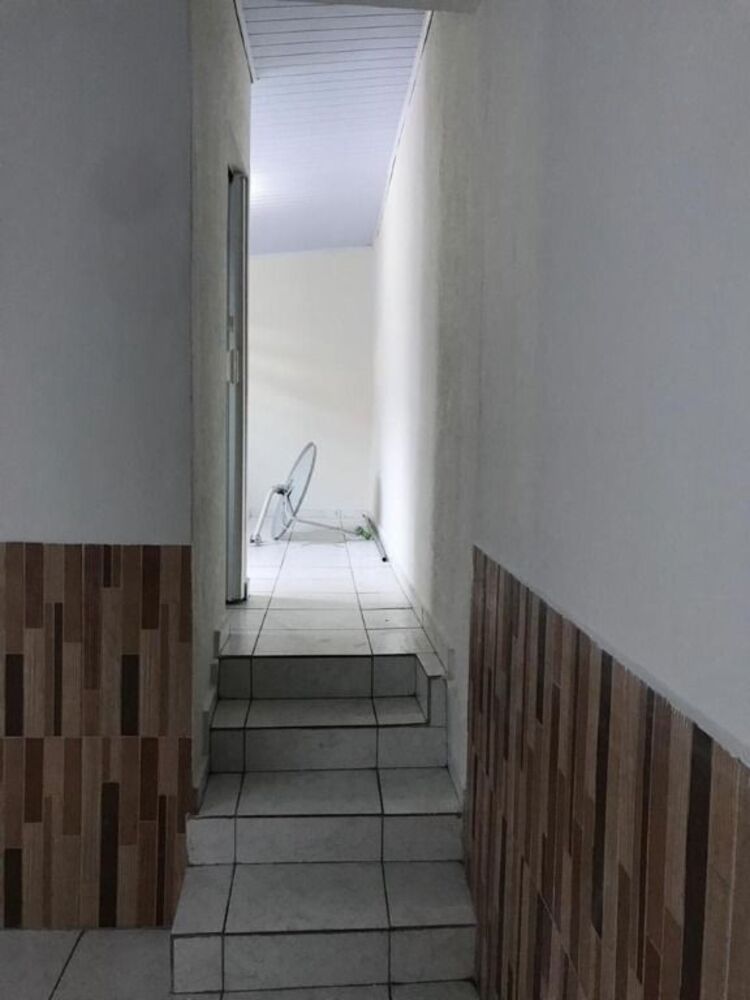 Casa, 1 quarto, 400 m² - Foto 2
