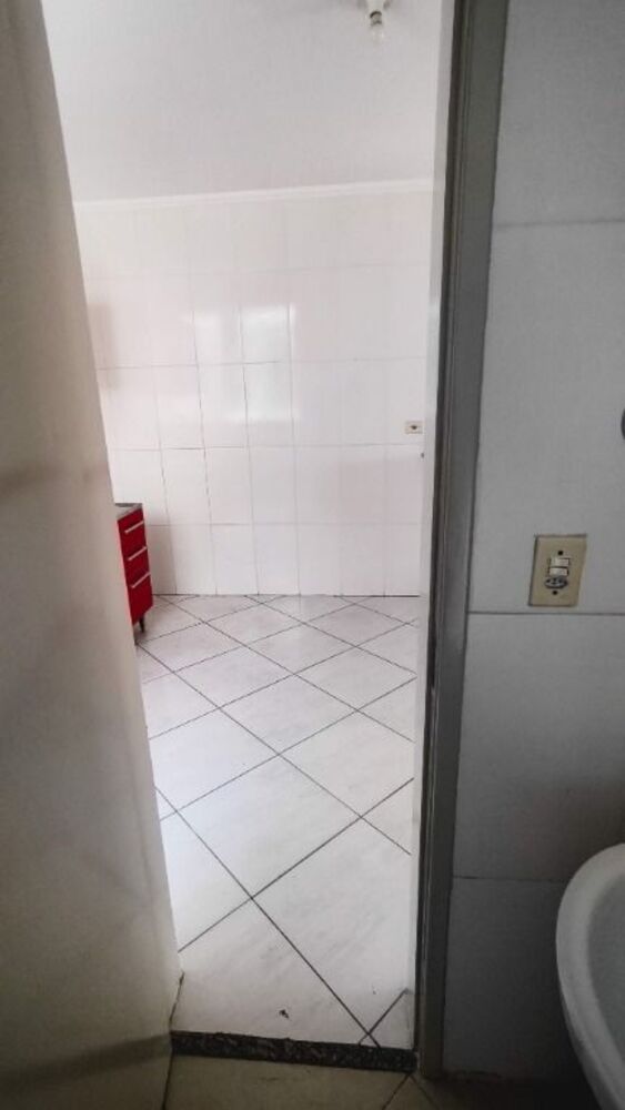 Casa para alugar com 1 quarto, 36m² - Foto 1