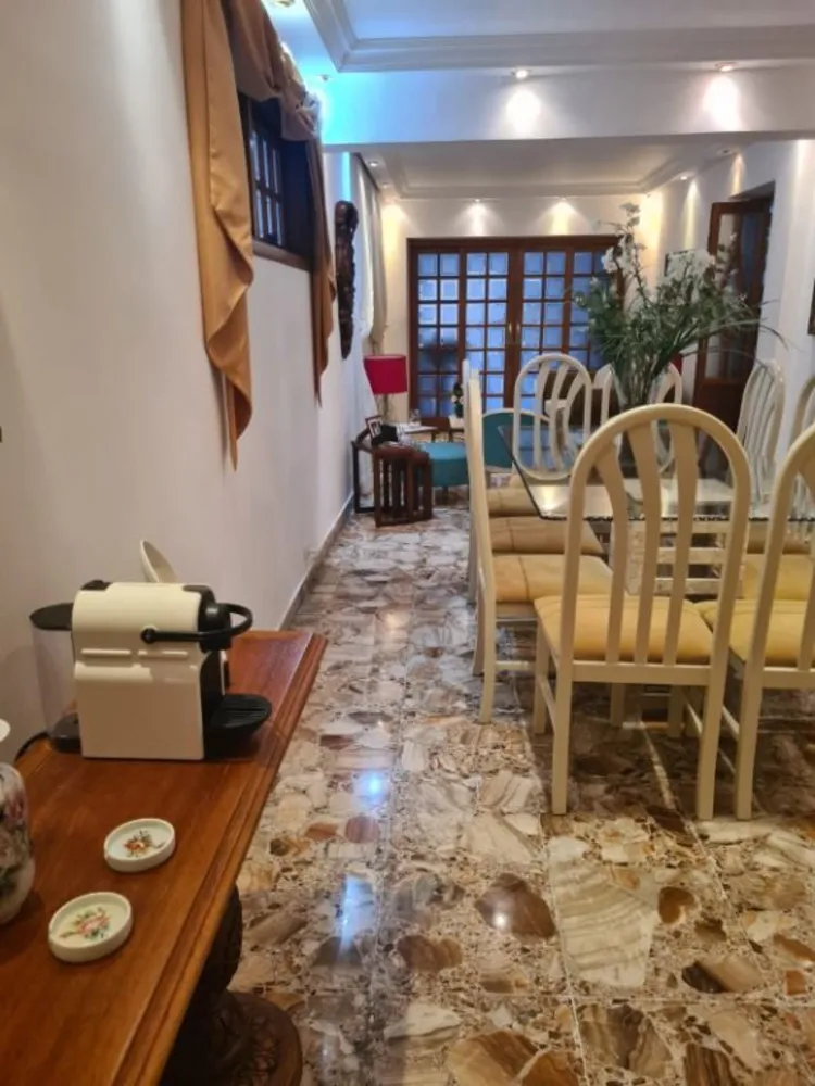 Sobrado, 5 quartos, 275 m² - Foto 1