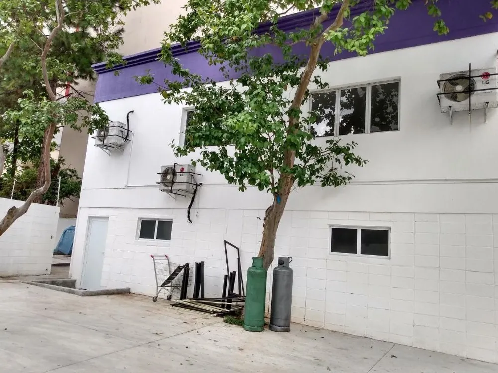 Depósito-Galpão, 710 m² - Foto 1