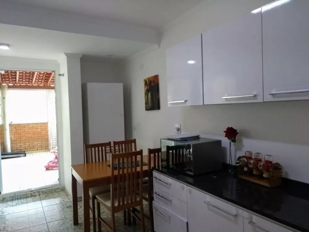 Apartamento à venda com 3 quartos, 96m² - Foto 8