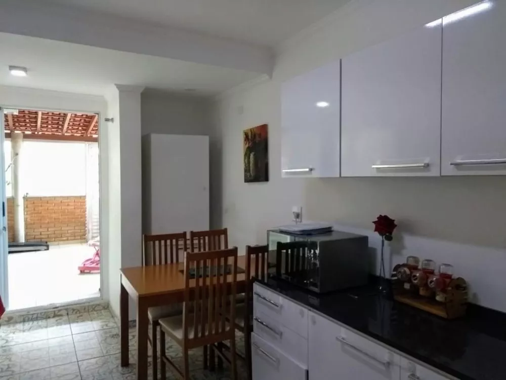 Apartamento à venda com 3 quartos, 96m² - Foto 7