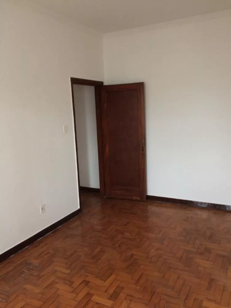 Apartamento à venda com 1 quarto, 53m² - Foto 2