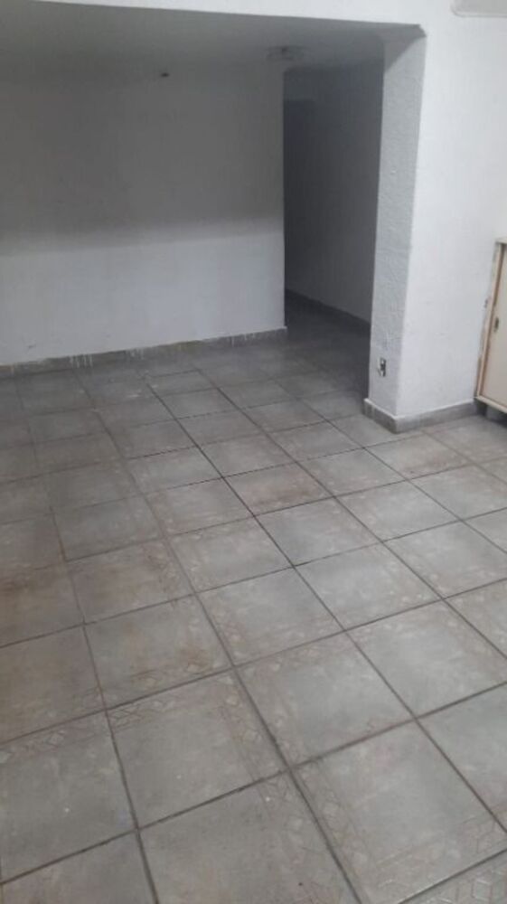Sobrado à venda com 1 quarto, 216m² - Foto 2