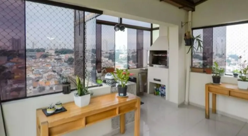 Cobertura, 3 quartos, 209 m² - Foto 2