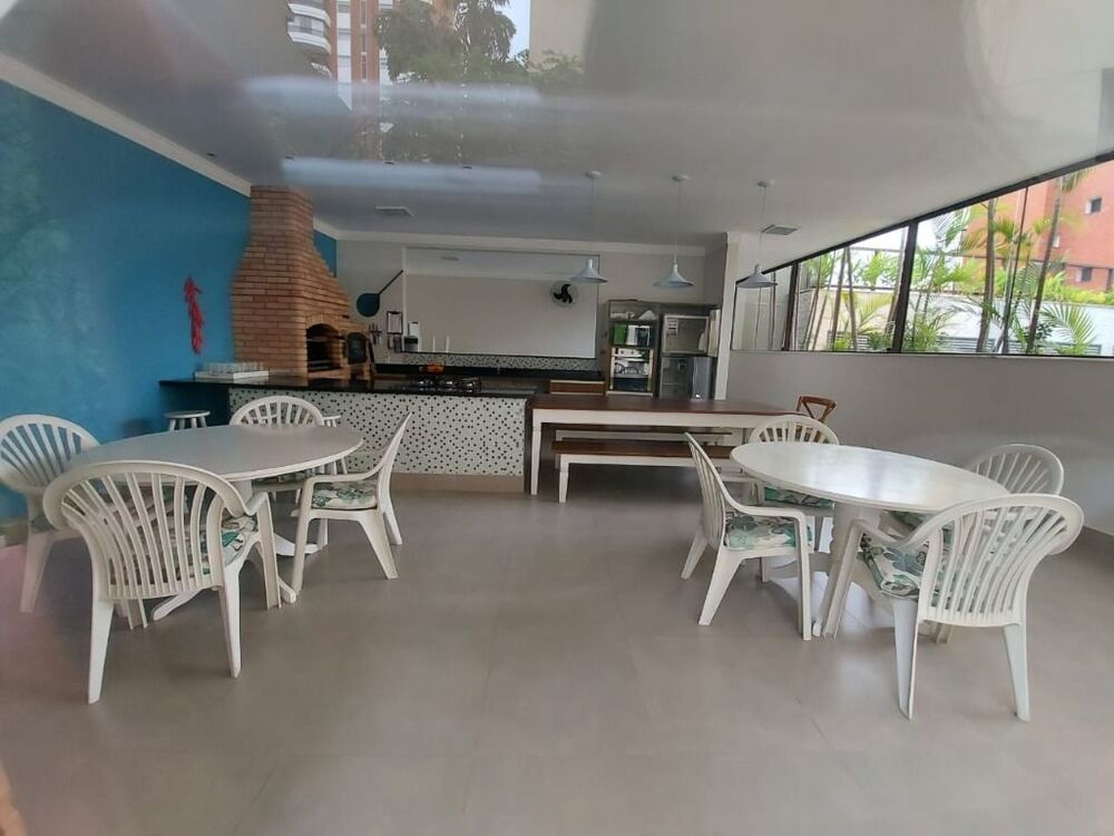 Apartamento, 3 quartos, 240 m² - Foto 1