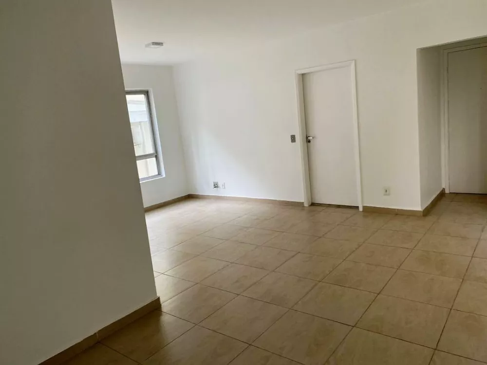 Apartamento para alugar com 3 quartos, 132m² - Foto 1