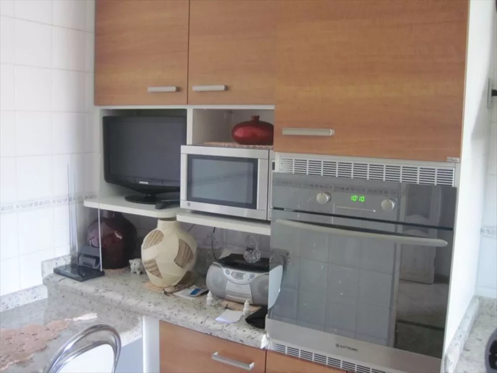 Apartamento à venda com 2 quartos, 82m² - Foto 2