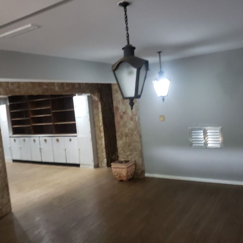 Casa à venda com 3 quartos, 380m² - Foto 4