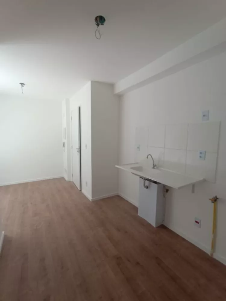 Apartamento à venda com 2 quartos, 32m² - Foto 4