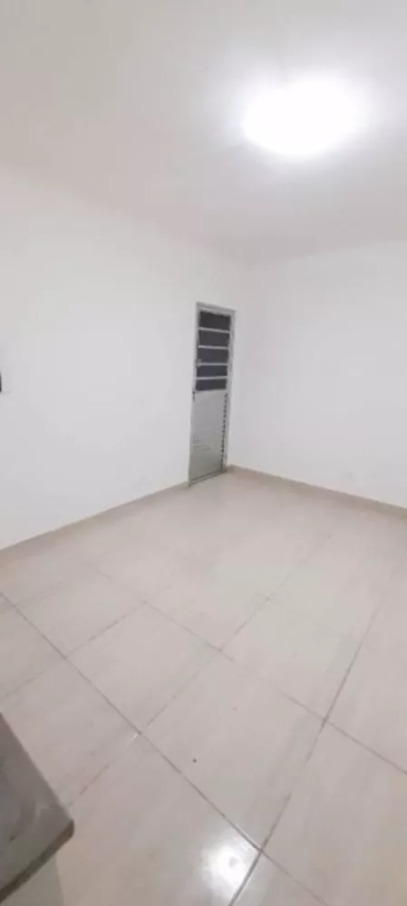 Apartamento à venda com 1 quarto, 900m² - Foto 5