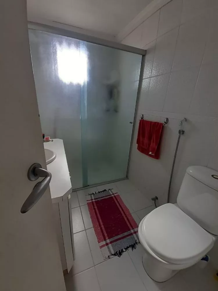 Apartamento à venda com 2 quartos, 64m² - Foto 4