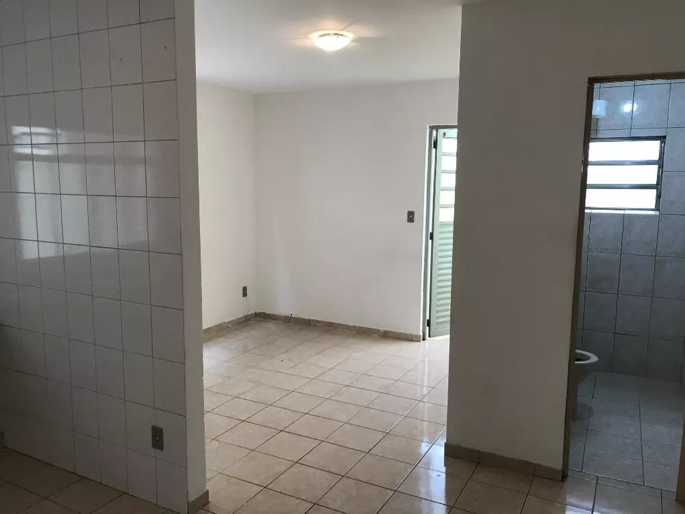 Apartamento para alugar com 1 quarto, 40m² - Foto 2