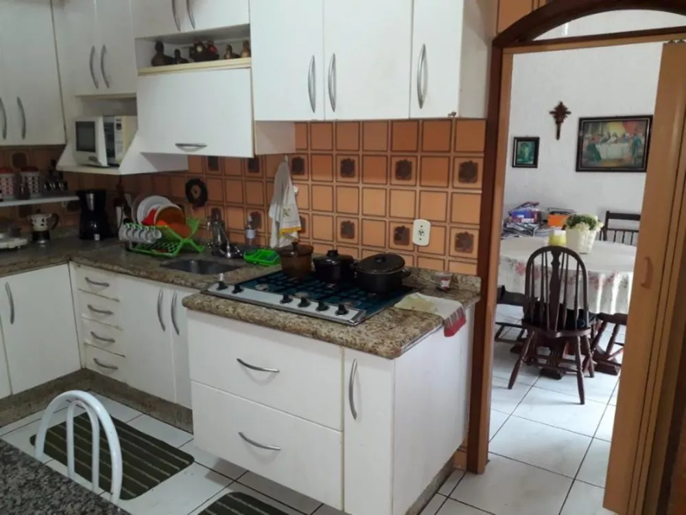Casa, 4 quartos, 250 m² - Foto 25