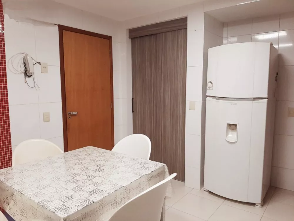 Casa, 3 quartos, 300 m² - Foto 2