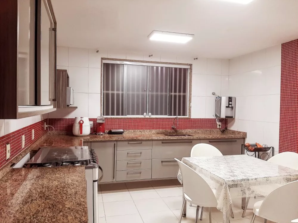 Casa, 3 quartos, 300 m² - Foto 4