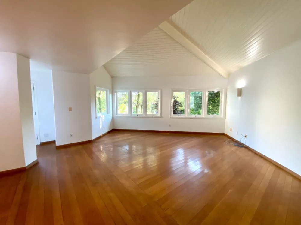 Casa à venda com 3 quartos, 172m² - Foto 8