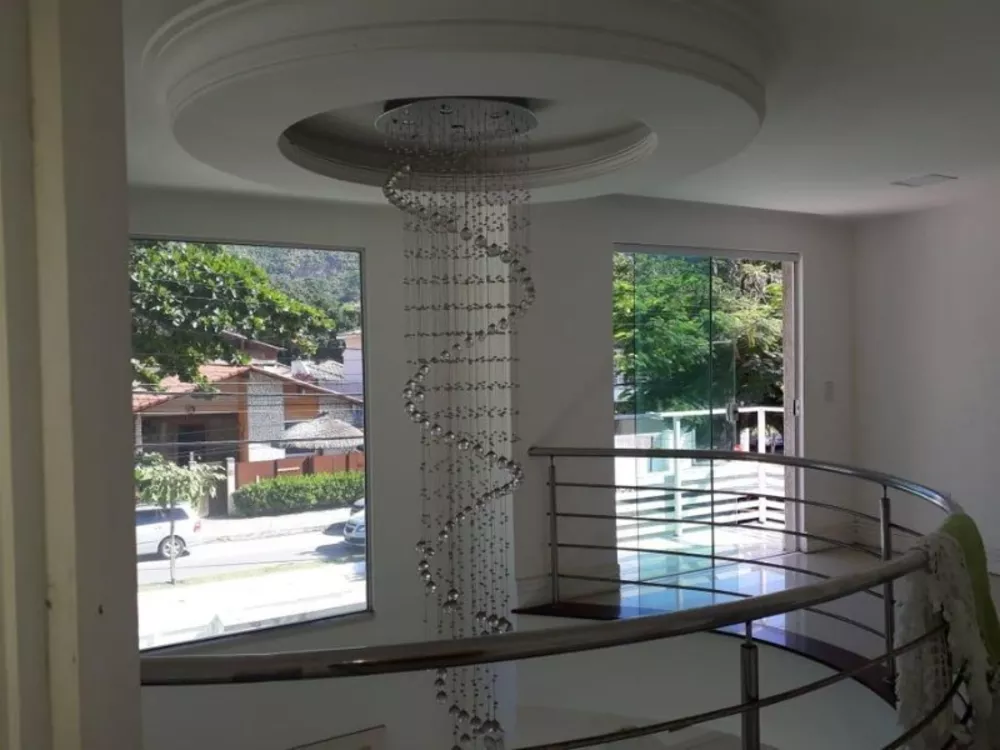 Casa, 5 quartos, 260 m² - Foto 20