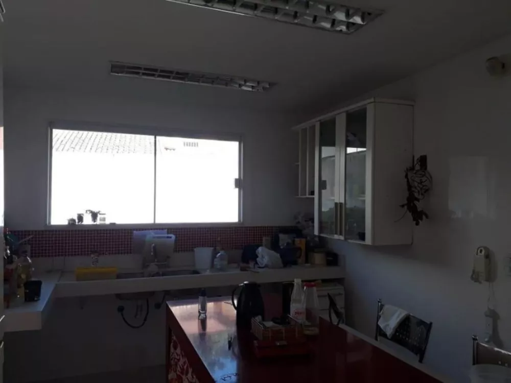 Casa, 5 quartos, 260 m² - Foto 17