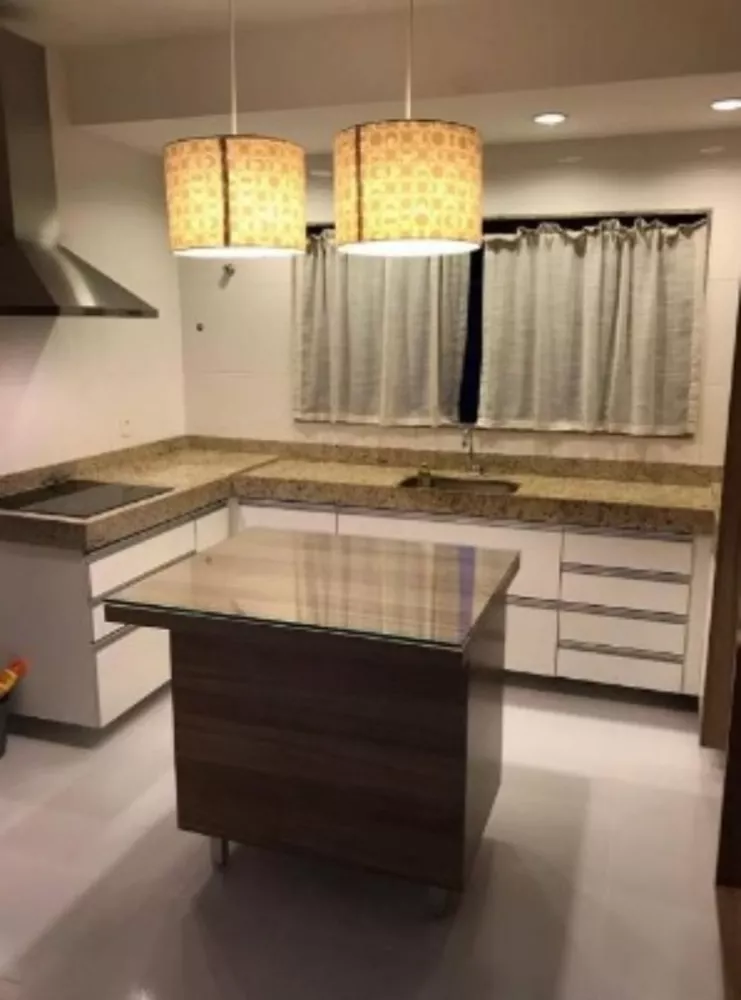 Casa, 3 quartos, 210 m² - Foto 11
