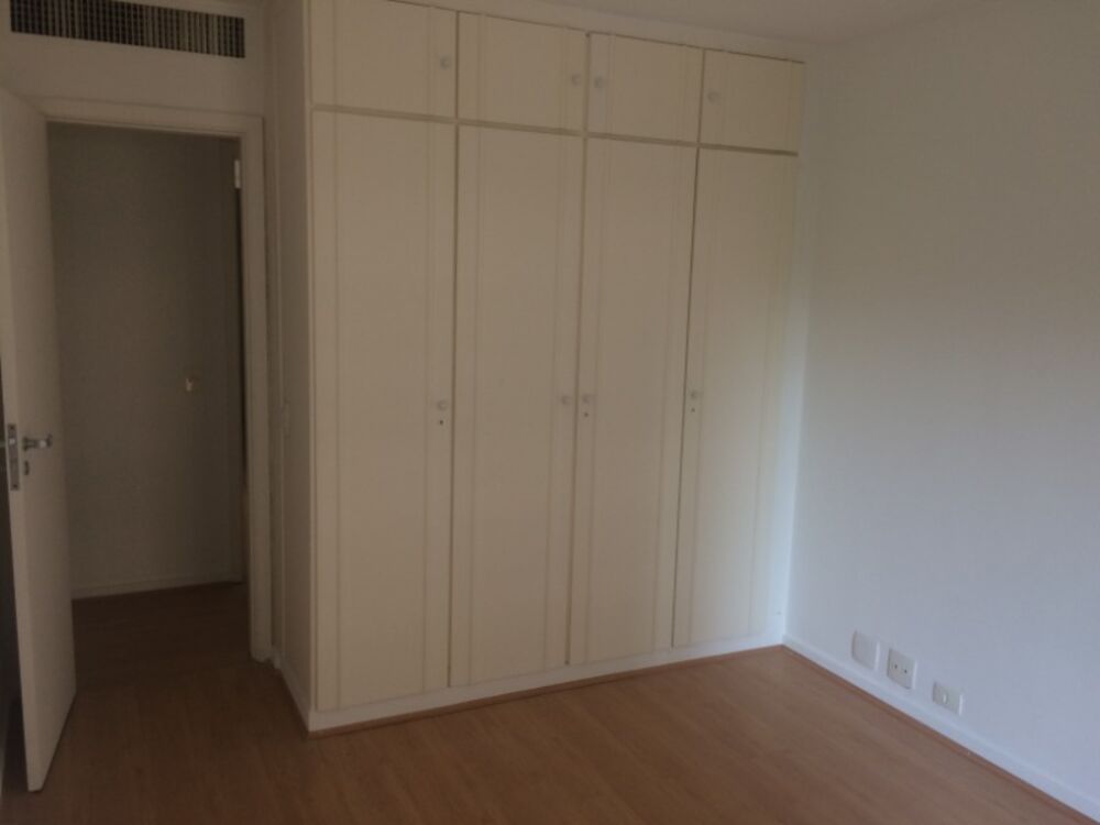 Apartamento, 4 quartos, 225 m² - Foto 1