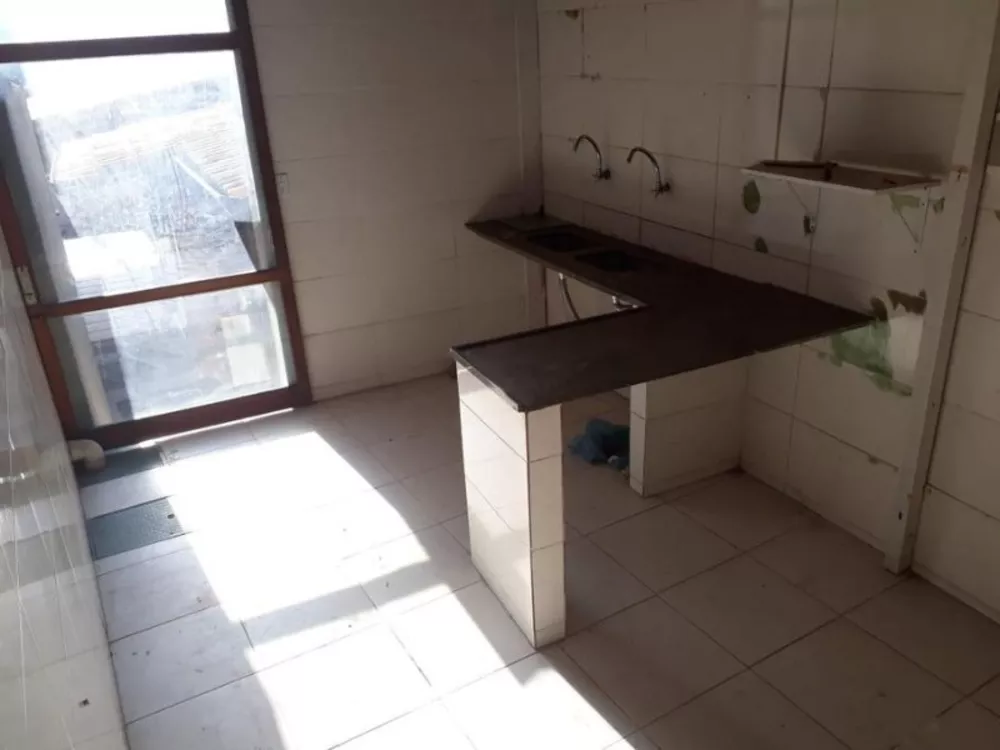 Casa à venda com 4 quartos, 400m² - Foto 11