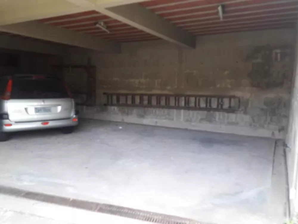 Casa, 4 quartos, 240 m² - Foto 20