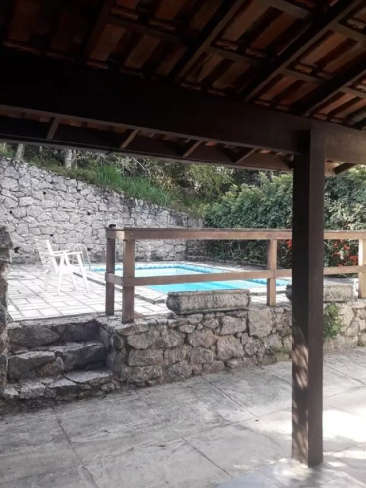 Casa, 4 quartos, 240 m² - Foto 19