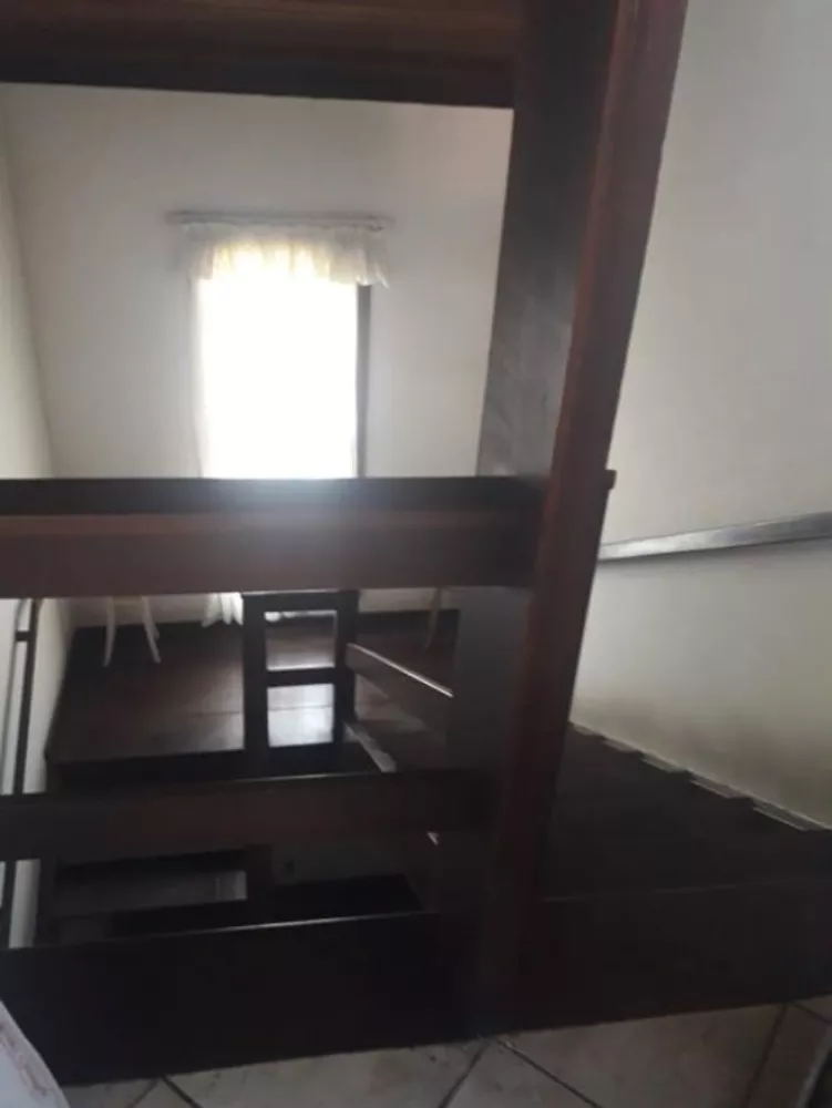 Casa, 4 quartos, 240 m² - Foto 11
