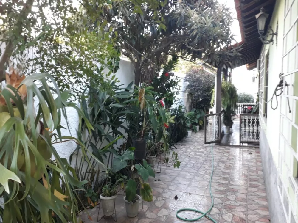 Casa, 5 quartos, 210 m² - Foto 8