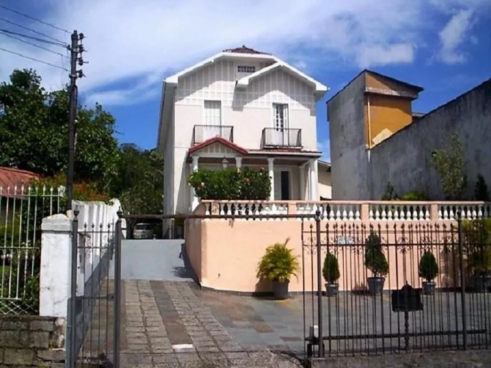 Casa, 8 quartos, 600 m² - Foto 2