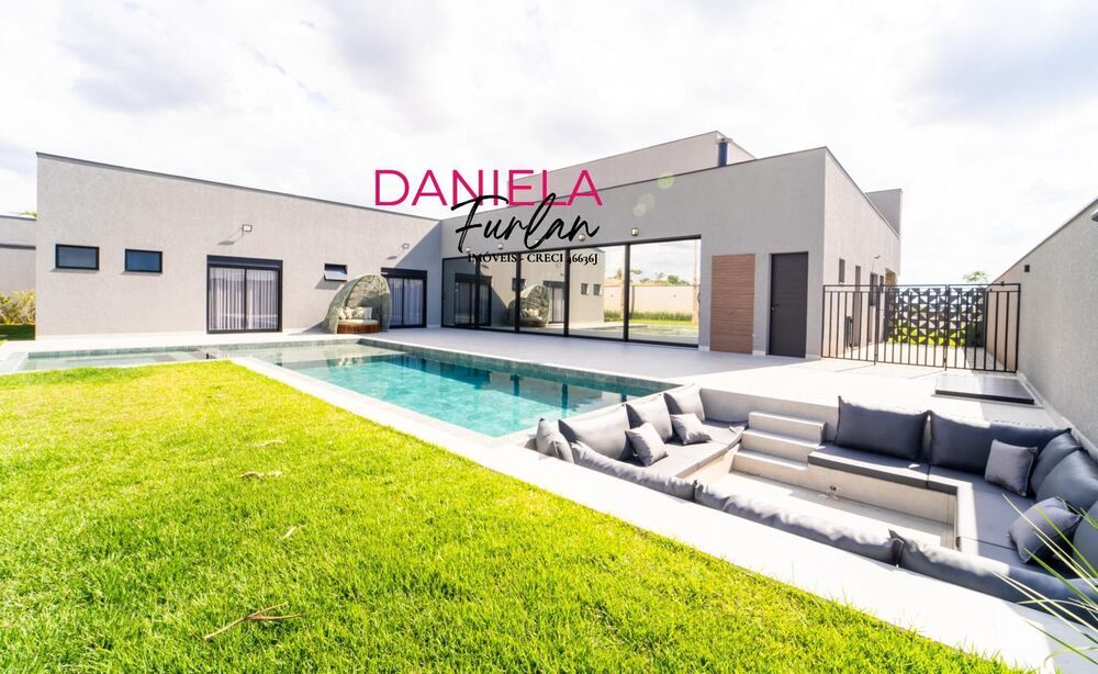 Casa de Condomínio à venda com 4 quartos, 440m² - Foto 2