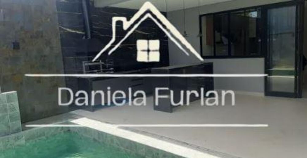 Casa de Condomínio à venda com 3 quartos, 228m² - Foto 1