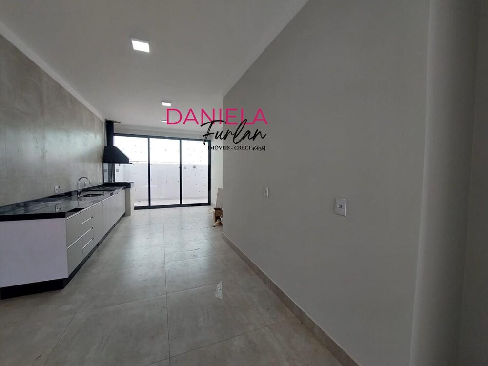 Casa de Condomínio à venda com 3 quartos, 160m² - Foto 1