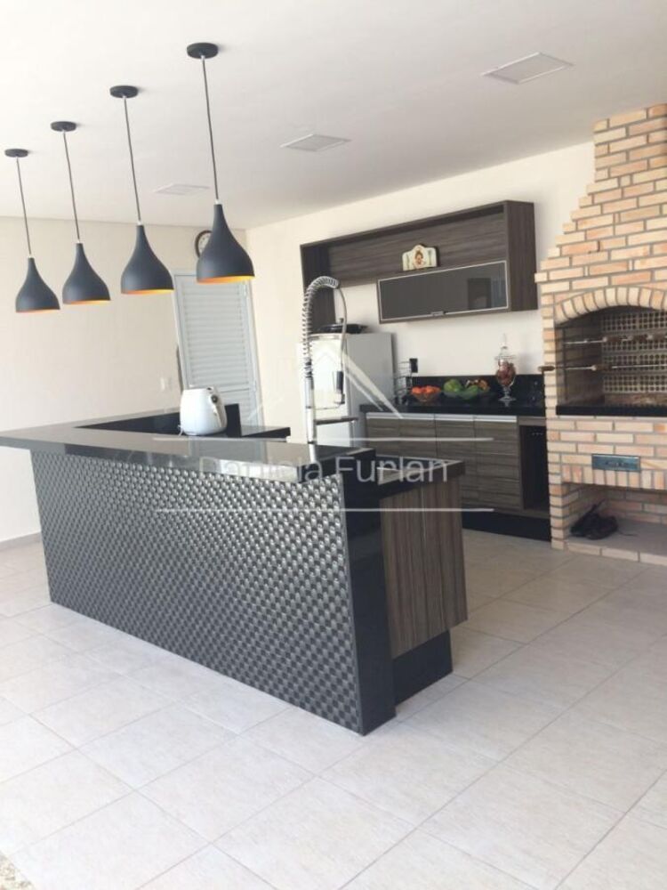 Casa de Condomínio à venda com 4 quartos, 313m² - Foto 3