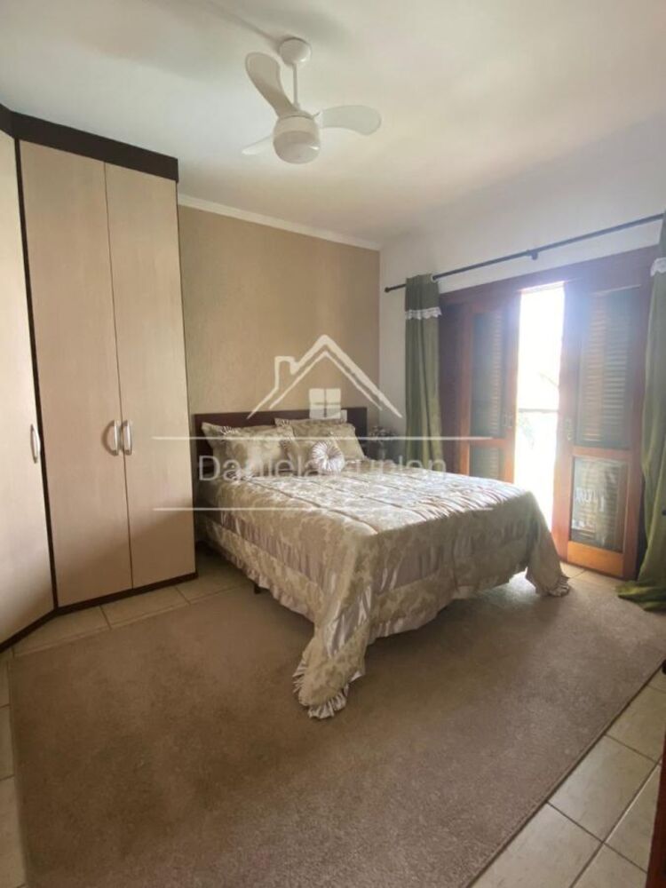 Casa de Condomínio à venda com 4 quartos, 560m² - Foto 10