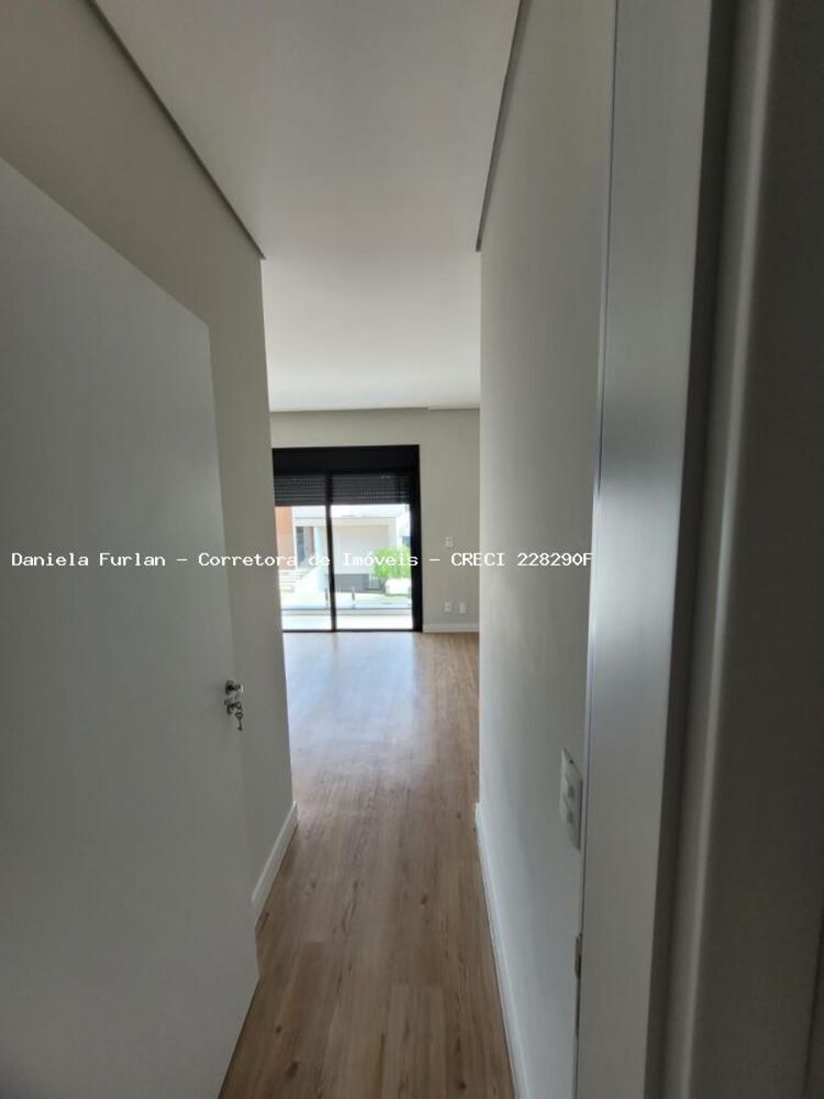 Casa de Condomínio à venda com 3 quartos, 205m² - Foto 7