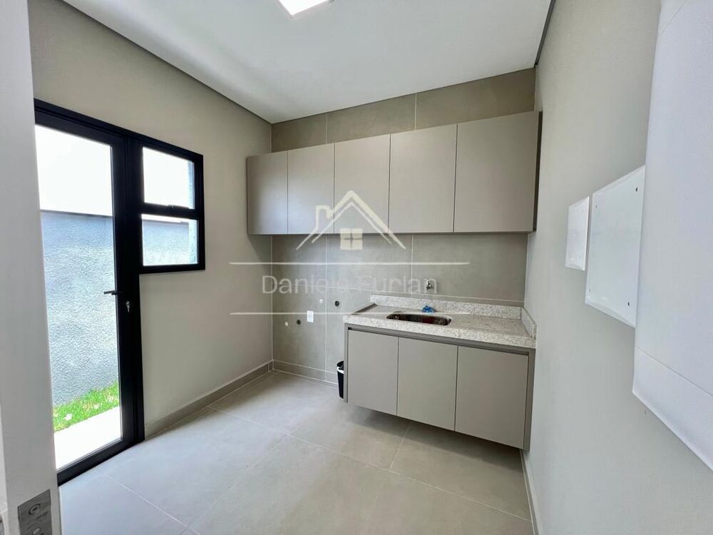 Casa de Condomínio à venda com 3 quartos, 250m² - Foto 10