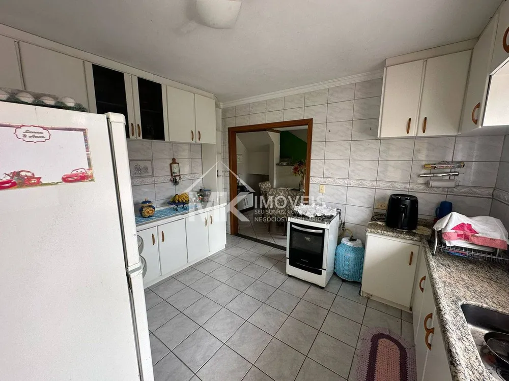 Sobrado, 3 quartos, 260 m² - Foto 1