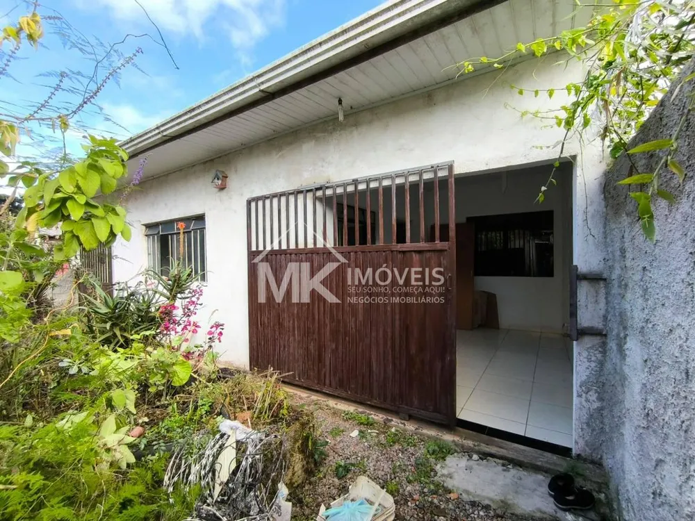 Casa, 7 quartos, 210 m² - Foto 1