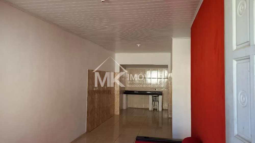 Casa à venda com 2 quartos, 50m² - Foto 4