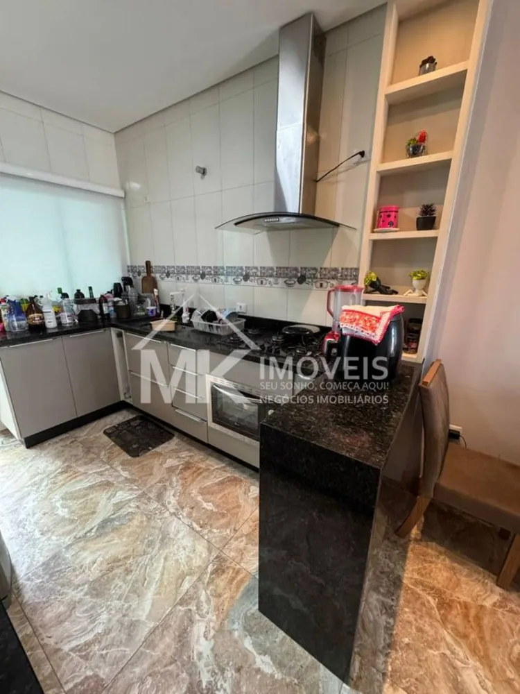 Casa, 3 quartos, 180 m² - Foto 3
